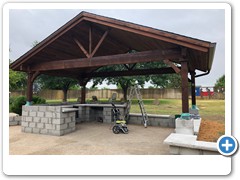 Great outdoor kitchen!